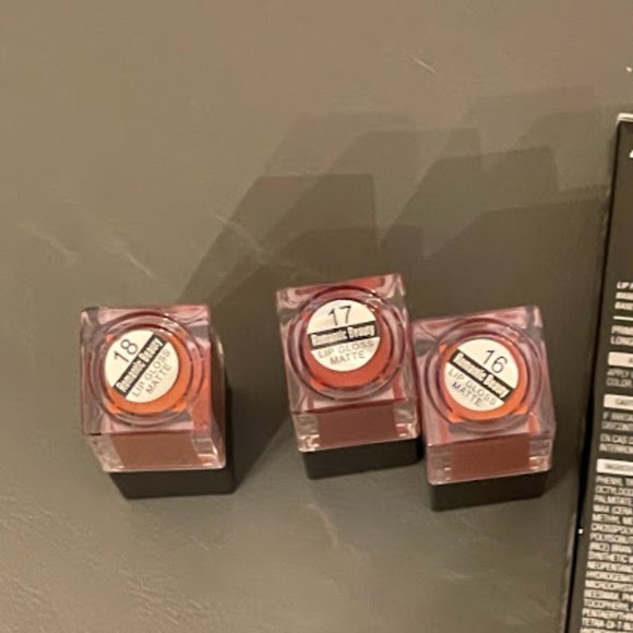 Lip Bundle Set - Picture 4 of 6